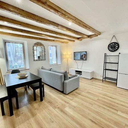 Ferienwohnung La Maison De Jade Gex Exterior foto